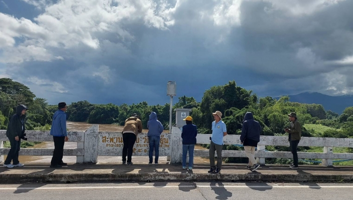 วันที่ 5-6 สิงหาคม 2567 สทน.9 ลงพื้นที่ร่วมตรวจสอบจุดติดตั้งซ่อมแซมปรับปรุงและเพิ่มประสิทธิภาพระบบตรวจวัดสภาพน้ำทางไกลอัตโนมัติ หลักและสาขา (ยมและน่าน) จังหวัดน่าน 2 สถานี และจังหวัดแพร่ 3 สถานี