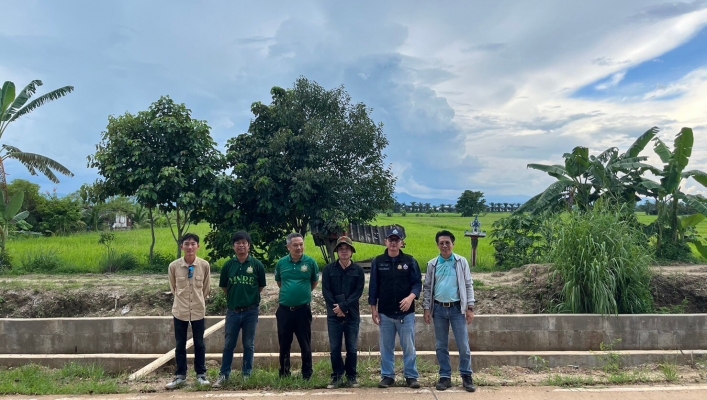 สทน.1 ส่วนพัฒนาและฟื้นฟูแหล่งน้ำ ลงพื้นที่เร่งรัด/ตรวจติดตามงาน โครงการปรับปรุงซ่อมแซมฝายน้ำล้นทุ่งแพะ พร้อมระบบกระจายน้ำ ตำบลป่าสัก อำเภอเชียงแสน จังหวัดเชียงราย