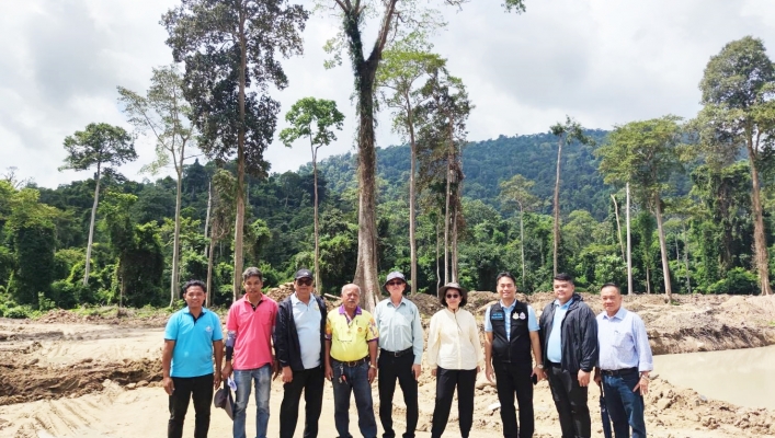 สทน.6 ให้การต้อนรับ ผต.ทน ในการลงพื้นที่ตรวจติดตามงานโครงการอนุรักษ์ฟื้นฟูแหล่งน้ำช้างป่าทุ่งกร่าง