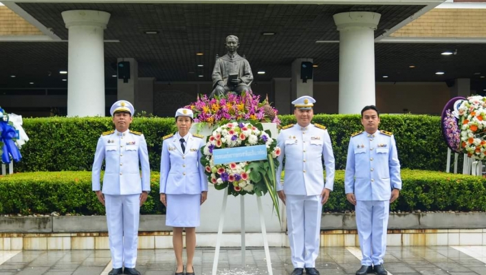 กรมทรัพยากรน้ำ ร่วมพิธีวางพวงมาลาถวายราชสักการะ พระราชานุสาวรีย์สมเด็จพระมหิตลาธิเบศร อดุลยเดชวิกรมพระบรมราชชนก เนื่องใน “วันมหิดล”