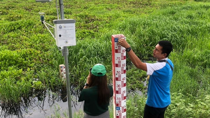 สทน.7 ลงพื้นที่ตรวจติดตามผลการดำเนินงาน ระบบตรวจวัดปริมาณน้ำเก็บกักในแหล่งน้ำขนาดเล็ก ในภาคตะวันตก ในเขตพื้นที่จังหวัดสุพรรณบุรี จังหวัดกาญจนบุรี และจังหวัดราชบุรี