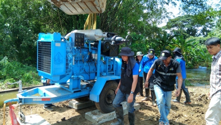 สทน.1 ลงพื้นที่เร่งสูบระบายน้ำท่วมขังบ้านเรือนประชาชนและพื้นที่การเกษตร อ.หางดง จ.เชียงใหม่
