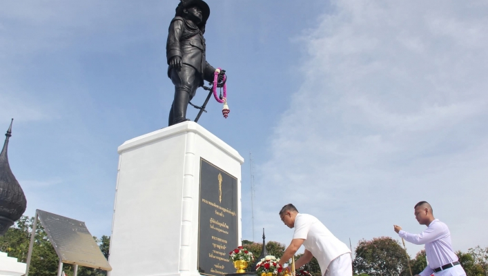 สทน.10 พิธีบวงสรวงพระบรมราชานุสาวรีย์พระบาทสมเด็จพระมงกุฎเกล้าเจ้าอยู่หัว (รัชกาลที่ 6)