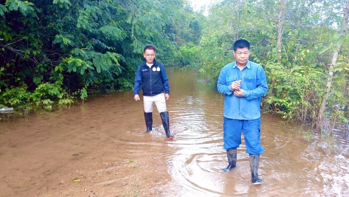 กรมทรัพยากรน้ำ โดย สำนักงานทรัพยากรน้ำที่ 1 เร่งสูบระบายน้ำท่วมพื้นที่ลุ่มต่ำ ช่วยเหลือประชาชน จ.ลำปาง จากพายุ “รากาซา”