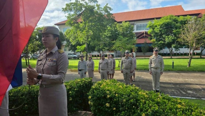สทน.9 ร่วมพิธีเคารพธงชาติและร้องเพลงชาติไทย ณ บริเวณหน้าเสาธงอาคารสำนักงานทรัพยากรน้ำที่ 9