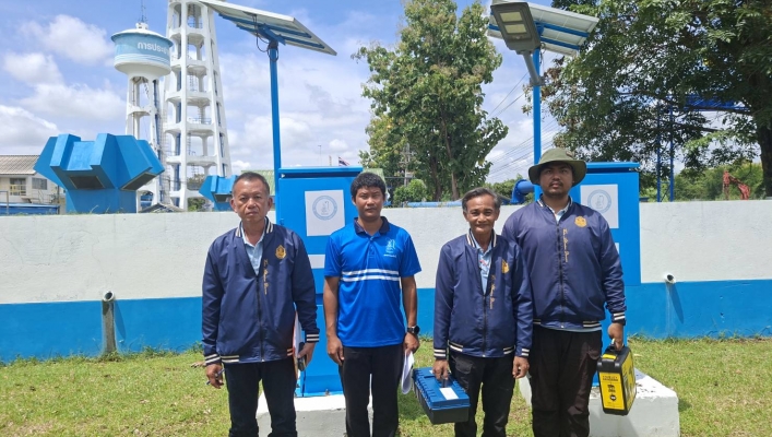 สทน.6 ลงพื้นที่ร้อยลวดประทับตราเม็ดตะกั่วกับเครื่องวัดปริมาณน้ำของ การประปาส่วนภูมิภาค สาขาบ้านบึง