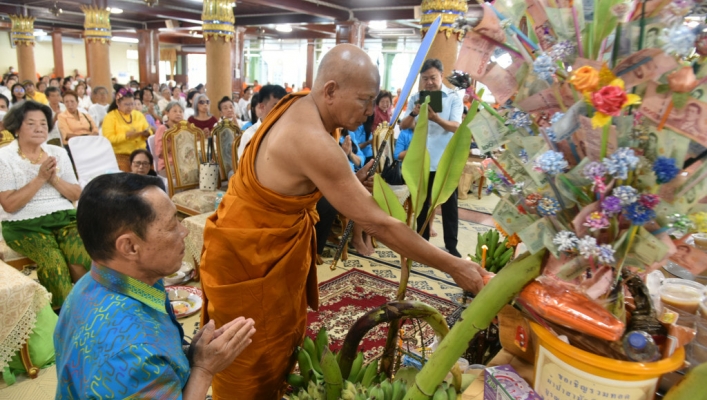 ทน. ร่วมเป็นเจ้าภาพทอดผ้าป่าสามัคคี วัดบางไผ่
