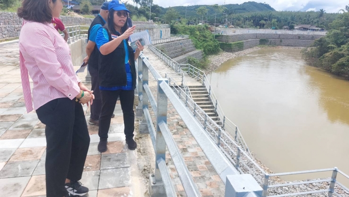 สทน.10 ประสานงานและลงพื้นที่สำรวจแม่น้ำกระบุรี