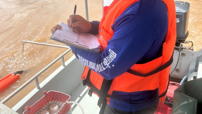 ทส. ทน. สทน.11 ส่วนอุทกวิทยา ตรวจวัดปริมาณน้ำ และตะกอนแม่น้ำโขง อำเภอโขงเจียม จังหวัดอุบลราชธานี