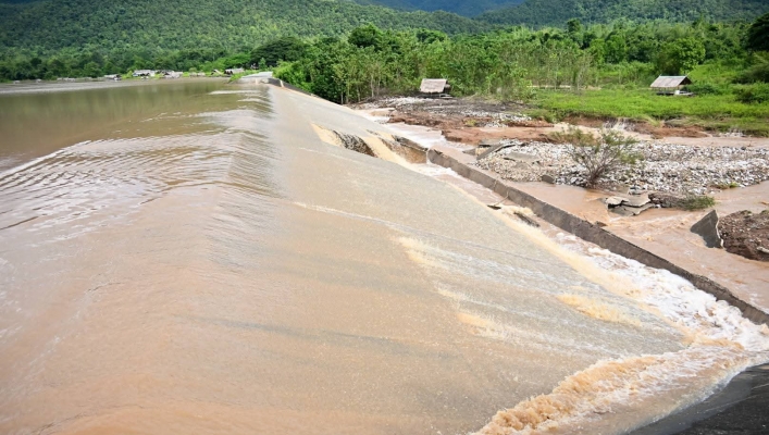 กรมทรัพยากรน้ำเร่งตรวจสอบอ่างเก็บน้ำแม่รำพัน หลังฝนตกหนักในพื้นที่สุโขทัย