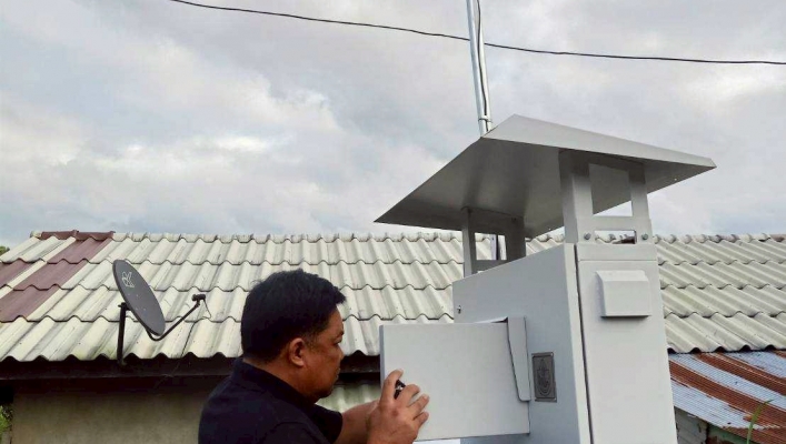 กรมทรัพยากรน้ำ โดยสำนักงานทรัพยากรน้ำที่ 1 ส่วนอุทกวิทยาที่ 4 เชียงแสน ปฏิบัติงานการตรวจสอบซ่อมแซม บำรุงรักษา สถานีเตือนภัยล่วงหน้า(Early Warning), ติดต่อเอกสารเจ้าหน้าที่ประจำสถานีฯ