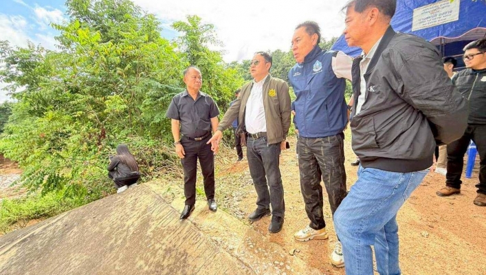 สทน.9 ลงพื้นที่ตรวจเยี่ยมโครงการก่อสร้างอ่างเก็บน้ำแม่รำพัน อำเภอบ้านด่านลานหอย จังหวัดสุโขทัย หลังฝนตกหนัก พร้อมนายโอภาส ถาวร รองอธิบดีกรมทรัพยากรน้ำ