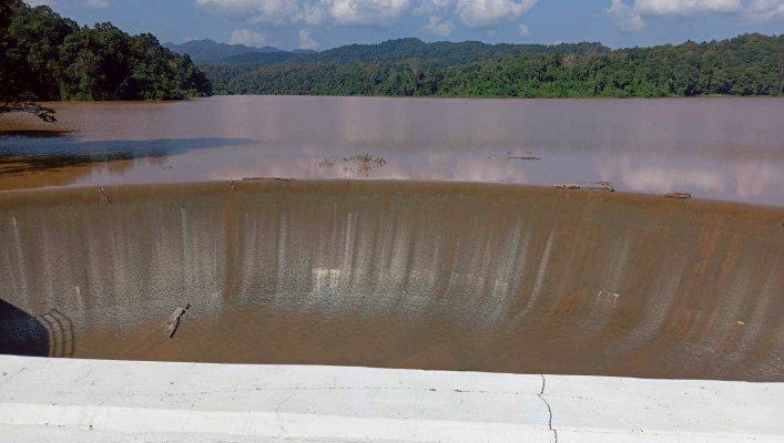 กรมทรัพยากรน้ำ โดย สำนักงานทรัพยากรน้ำที่ 1 ลงพื้นที่ตรวจสอบอ่างเก็บน้ำที่อยู่ในความร้บผิดชอบของกรมทรัพยากรน้ำ