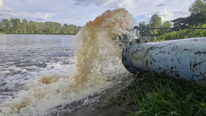 ทส. ทน. สทน.11 ส่วนเครื่องกล เร่งสูบระบายน้ำท่วมขังชุมชน จังหวัดอุบลราชธานี