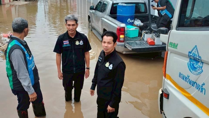 สทน.10 เร่งช่วยเหลือผู้ประสบอุทกภัยในพื้นที่อำเภอไชยา จังหวัดสุราษฎร์ธานี อย่างต่อเนื่อง