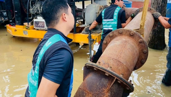 ‘รองนายกฯ สุชาติ’ สั่ง ทส. ระดมกำลังช่วยประชาชนประสบภัยน้ำท่วมภาคใต้