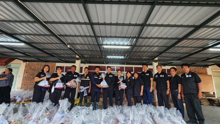 สทน.10 ลงพื้นที่บริจาคสิ่งของเครื่องใช้แก่ผู้ประสบภัย ณ พื้นที่ อ.ท่าชนะ และอ.ไชยา จ.สุราษฎร์ธานี “ธารน้ำใจ ช่วยภัยน้ำท่วม