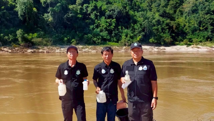 กรมทรัพยากรน้ำ โดยสำนักงานทรัพยากรน้ำที่ 1 ลงพื้นที่ติดตามเก็บตัวอย่างน้ำ ในแม่น้ำสาละวิน ครั้งที่ 3/2568