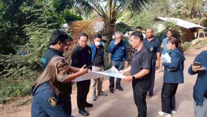 สทน.7 ร่วมกับ ป.ป.ช. ลงพื้นที่ติดตามโครงการอนุรักษ์ฟื้นฟูแหล่งน้ำพร้อมก่อสร้างระบบกระจายน้ำ ในตำบลห้วยเขย่ง จังหวัดกาญจนบุรี (งบกระตุ้นเศรษฐกิจ)