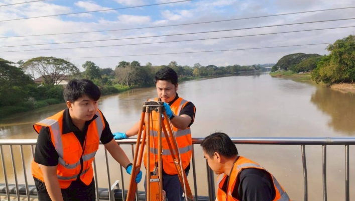 กรมทรัพยากรน้ำ  โดย สำนักงานทรัพยากรน้ำที่ 1  ส่วนอุทกวิทยาที่ 2 เชียงราย เก็บตัวอย่างคุณภาพน้ำประจำเดือน ธันวาคม 2568