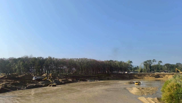 กรมทรัพยากรน้ำ  โดย สำนักงานทรัพยากรน้ำที่ 1  ส่วนอุทกวิทยาที่ 2 เชียงราย สำรวจวัดปริมาณน้ำ และเก็บตะกอนแขวนลอย  ในเขตพื้นที่ จ.เชียงราย และจ.พะเยา