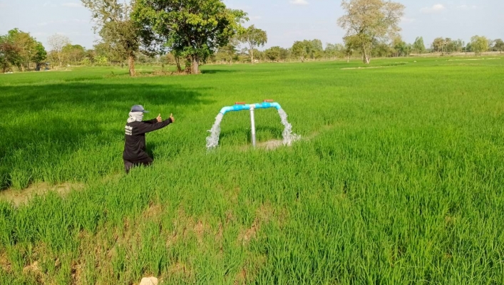 ทส. ทน. สทน.11 ส่วนพัฒนาและฟื้นฟูแหล่งน้ำ ลงพื้นที่ตรวจรับงานโครงการอนุรักษ์ฟื้นฟูแหล่งน้ำหนองฮี พร้อมระบบกระจายน้ำด้วยพลังงานแสงอาทิตย์สนับสนุนเกษตรแปลงใหญ่ บ้านฟ้าห่วน หมู่ที่ 1,2,8 ตำบลฟ้าห่วน อำเภอค้อวัง จังหวัดยโสธร