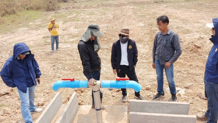 ทส. ทน. สทน.11 ส่วนพัฒนาและฟื้นฟูแหล่งน้ำ ลงพื้นที่ติดตามการดำเนินงานโครงการก่อสร้างระบบกระจายน้ำด้วยพลังงานแสงอาทิตย์หนองพุงมันบ้านกุดเรือ,กุดไก่แก้ว หมู่ที่ 1,2,8 ตำบลกุดเรือ อำเภอทุ่งศรีอุดม จังหวัดอุบลราชธานี