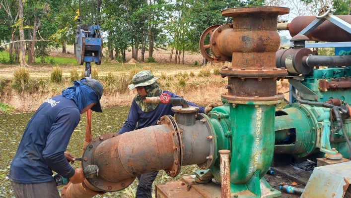 กรมทรัพยากรน้ำ โดย สำนักงานทรัพยากรน้ำที่ 5 ติดตั้งเครื่องสูบน้ำ เพื่อเติมแหล่งน้ำดิบสำหรับผลิตประปาหมู่บ้าน ณ บ้านสวาย หมู่ที่ 7 ตำบลแตล อำเภอศีขรภูมิ จังหวัดสุรินทร์