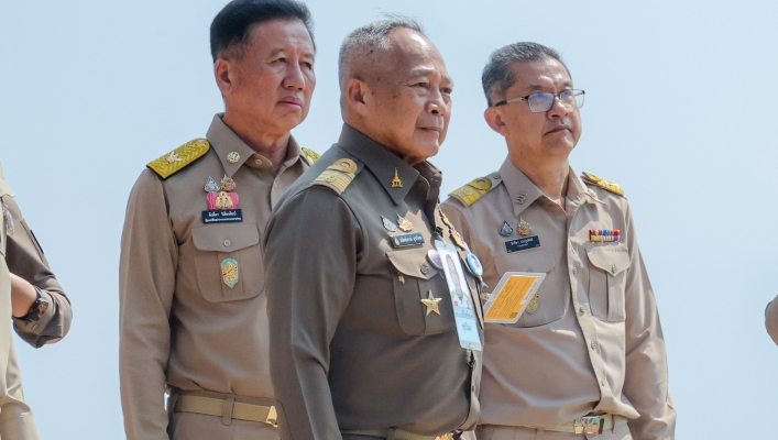 ราชเลขานุการในพระองค์ฯ ลงพื้นที่เกาะสีชัง ติดตามความคืบหน้าการพัฒนาพื้นที่เกาะสีชัง จังหวัดชลบุรี