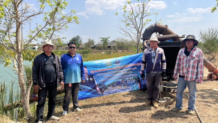 พณฯ สุชาติ ชมกลิ่น รมว. ทส. มีข้อสั่งการให้ กรมทรัพยากรน้ำ โดย สำนักงานทรัพยากรน้ำที่ 5 เร่งช่วยเหลือประชาชนที่ประสบภัยแล้ง ในเขตพื้นที่ตำบลบ้านวัง อำเภอโนนไทย จังหวัดนครราชสีมา