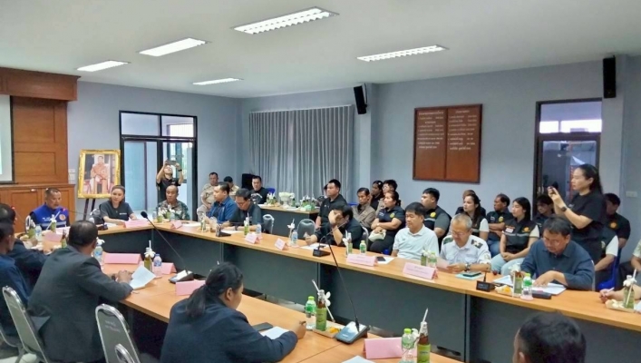 สทน.7 ลงพื้นที่ประชุมและสำรวจแหล่งน้ำธรรมชาติคลองเจ็กสี เพื่อแก้ไขปัญหาในระยะยาวให้กับประชาชนในจังหวัดเพชรบุรี