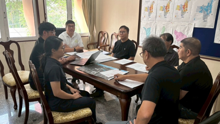 ทน.สทน.2 ประชุมและลงพื้นที่ตรวจติดตามเร่งรัดผลเบิกจ่ายและผลการดำเนินงานบึงสำเภา พร้อมระบบกระจายน้ำด้วยพลังงานแสงอาทิตย์ ต.คุ้งสำเภา อ.มโนรมย์ จ.ชัยนาท