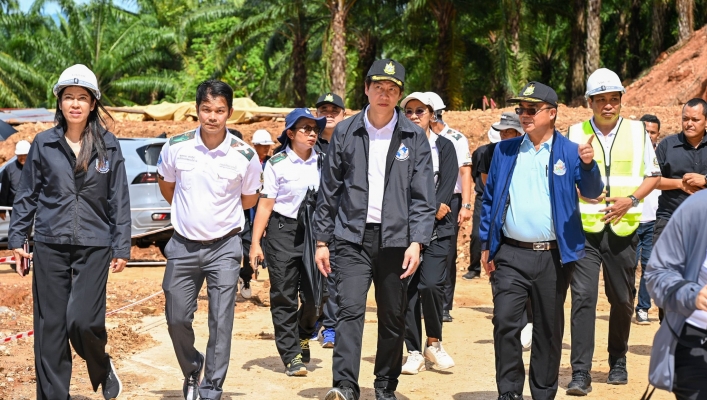 สทน.10 กรมทรัพยากรน้ำ ลงพื้นที่ตรวจติดตามโครงการอนุรักษ์ฟื้นฟูคลองบางเท่าแม่ อ.ปลายพระยา จ.กระบี่