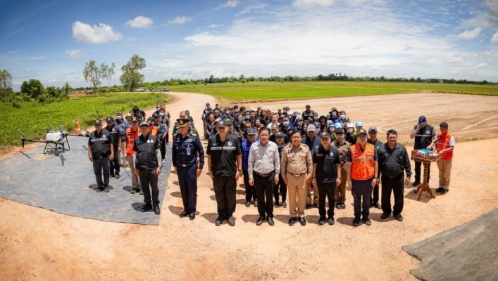สทน.9 เข้าร่วมกิจกรรมกำจัดวัชพืชในแหล่งน้ำ โดยใช้โดรนเกษตรฉีดพ่นสารกำจัดวัชพืช เตรียมพร้อมรับมืออุทกภัยฤดูฝน ณ ริมคลองศรีวิชัย หมู่ที่ 8 บ้านแหลมซ่าน ตำบลมะขามสูง อำเภอเมืองพิษณุโลก จังหวัดพิษณุโลก