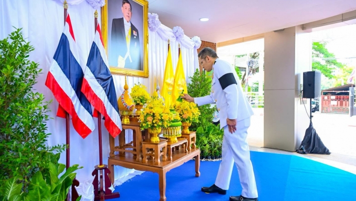 กรมทรัพยากรน้ำ ถวายพระพรชัยมงคลพระบาทสมเด็จพระเจ้าอยู่หัว พร้อมถวายสัตย์ปฏิญาณเป็นข้าราชการที่ดีและพลังของแผ่นดิน