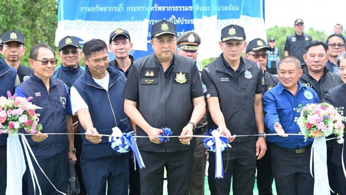 “รมว.สุชาติ” ชู “น้ำคือความมั่นคง” ลุยจันทบุรี เติมน้ำกว่า 2,500 ไร่ แหล่งผลิตทุเรียนส่งออกของไทย พร้อมเติมน้ำให้ช้างป่า