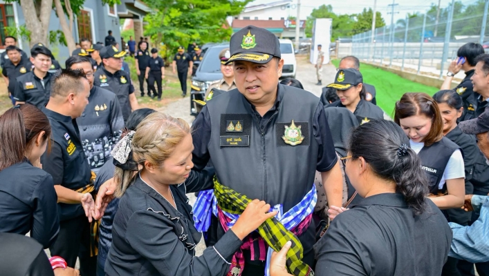 “รมว.สุชาติ” เปิดประตูระบายน้ำคลองอรรถสิทธิ์ จ.เพชรบุรี เพิ่มประสิทธิภาพบริหารจัดการน้ำ