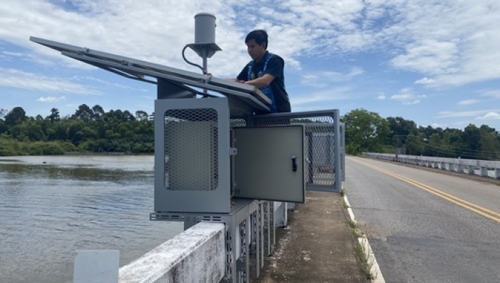 สทน.3 ลงพื้นที่ตรวจติดตาม บำรุงรักษาระบบ   ติดตามสถานการณ์น้ำทางไกลอัตโนมัติและระบบส่งข้อมูลสัญญาณภาพ สถานีแม่น้ำสงครามตอนบน