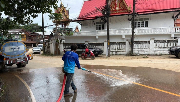 **“รมว.สุชาติ” ห่วงสถานการณ์อุทกภัย สั่งระดมกำลังช่วยประชาชน–เร่งฟื้นฟูพื้นที่ จ.น่าน**